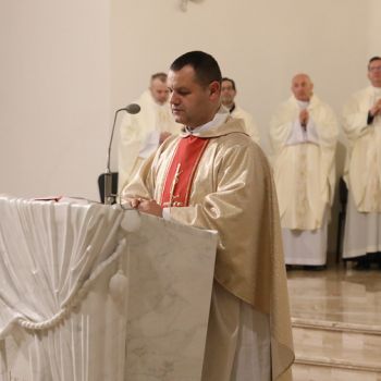 20241120-182416-medjugorie-w-parafii.jpg